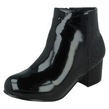 (Black, UK 2 Child) Girls Spot On Heeled Ankle Boots