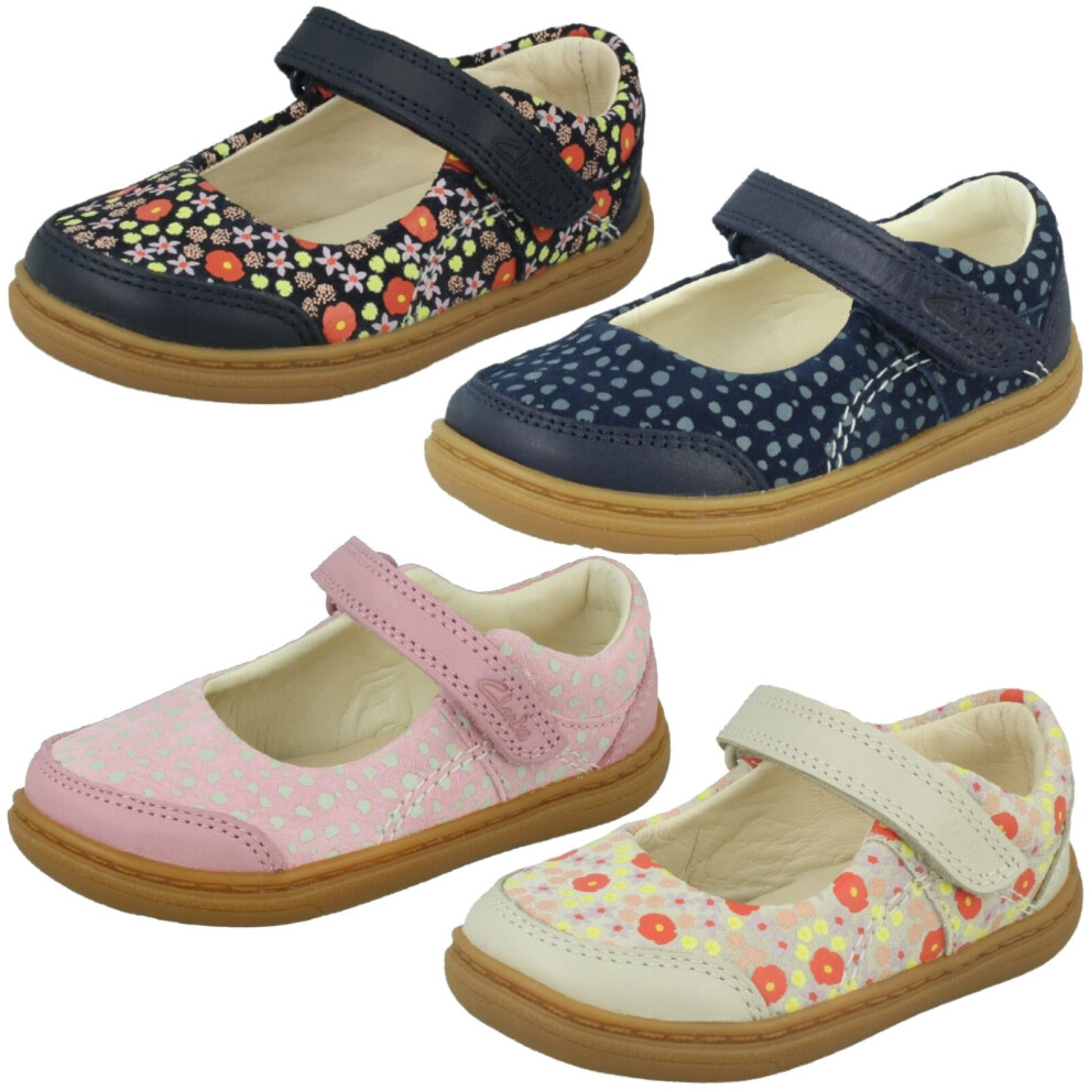 (Ivory, UK 4.5 Infant) Girls Clarks Casual Shoes Flash Bright