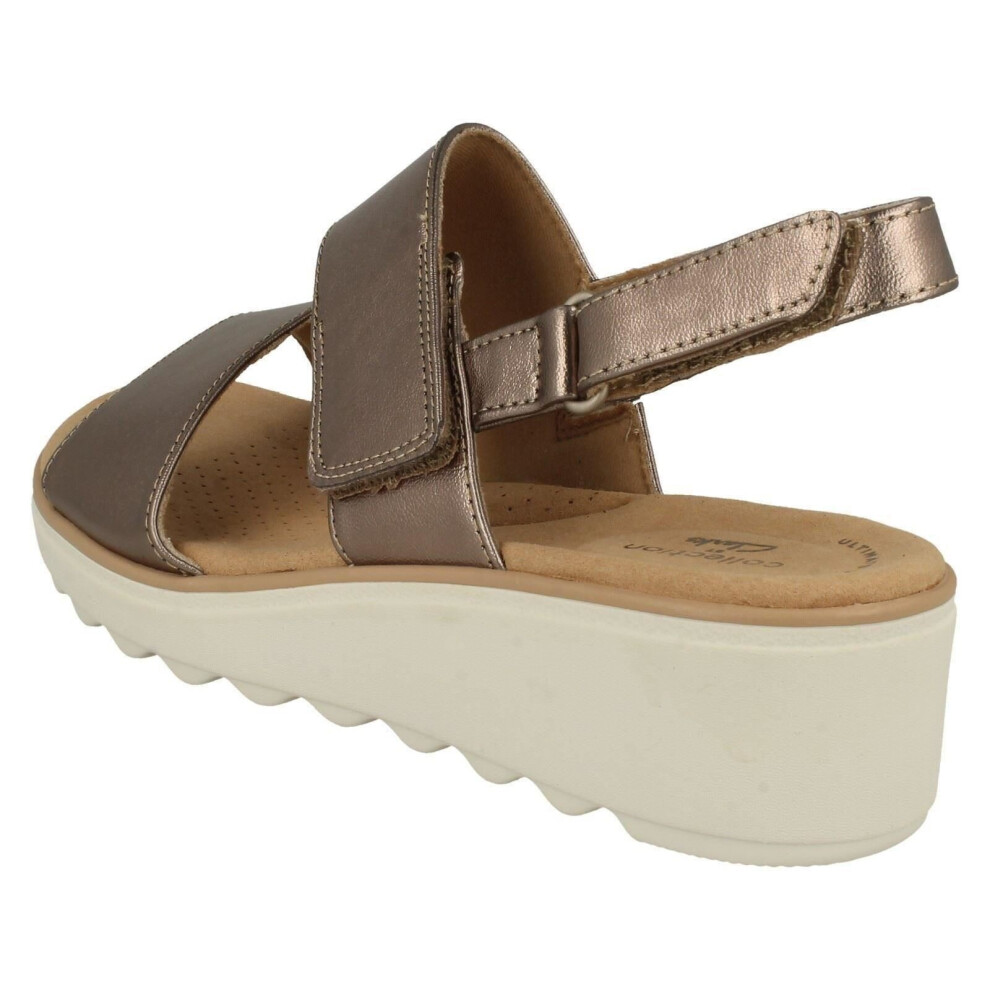 Clarks best sale pearl sandals