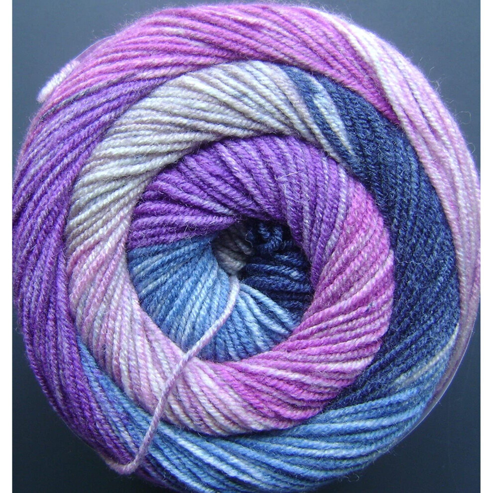 200g Big Ball Batik Swirl Double Knitting - Colour 3735 Highland