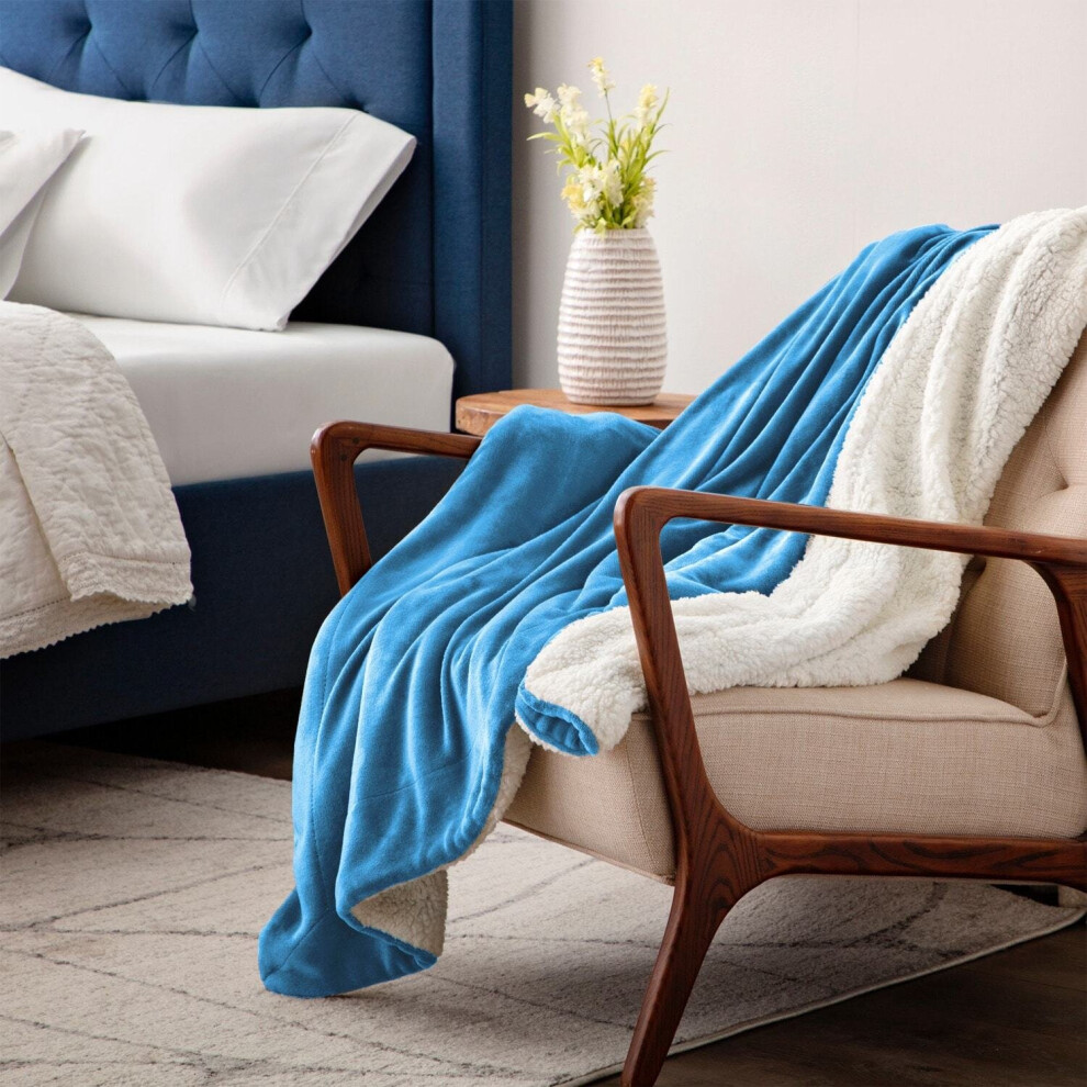 (Sky Blue, Medium - 150 x 200 cm) Sherpa Fleece Blanket Bed Throws For Sofas Soft Fluffy Thick Blanket Reversible Microfiber Throw Single Double King