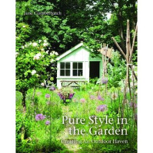 Pure Style in the Garden: Creating An Outdoor Haven