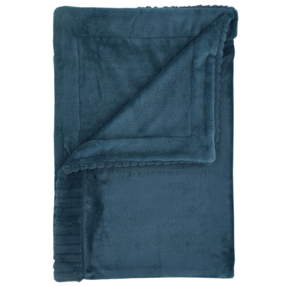 Catherine Lansfield Velvet Faux Fur Throw 150Cm X 200Cm Teal