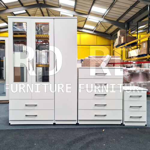 RD Furniture Ready assembled Classic 3 Door 2 Drawer Mirrored Wardrobe White 1