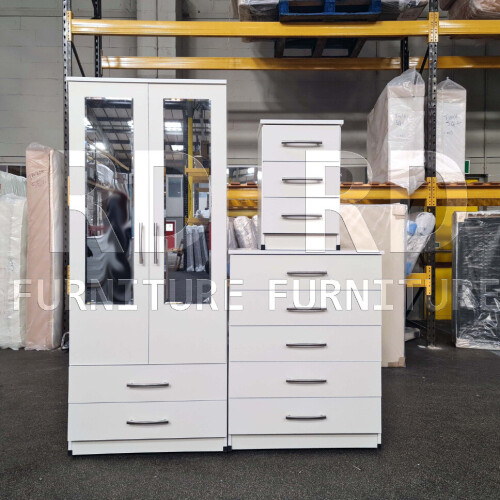 RD Furniture Ready assembled Classic 2 Door 2 Drawer Mirrored Wardrobe White 1