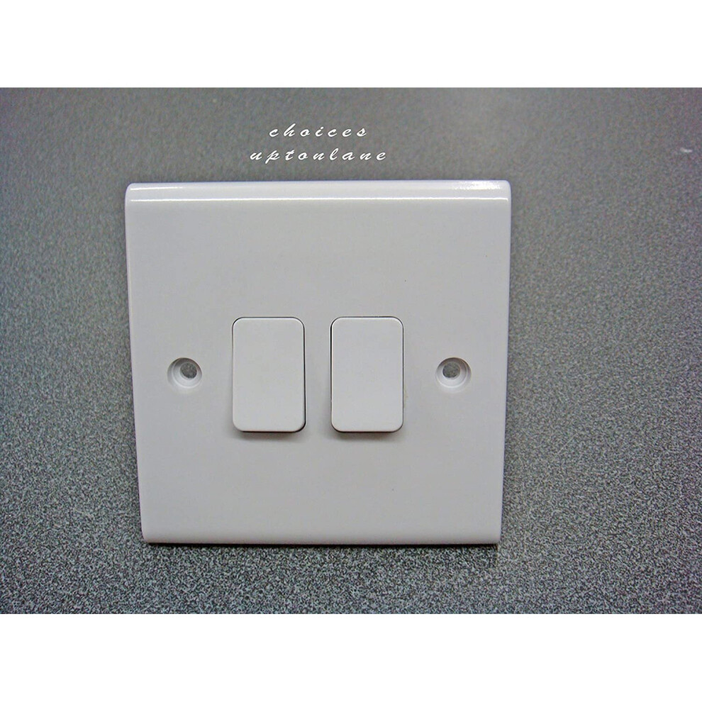Deta S1204 Twin Light Switch 2 Gang 10 Amp Sp 2 Way 5029163012045