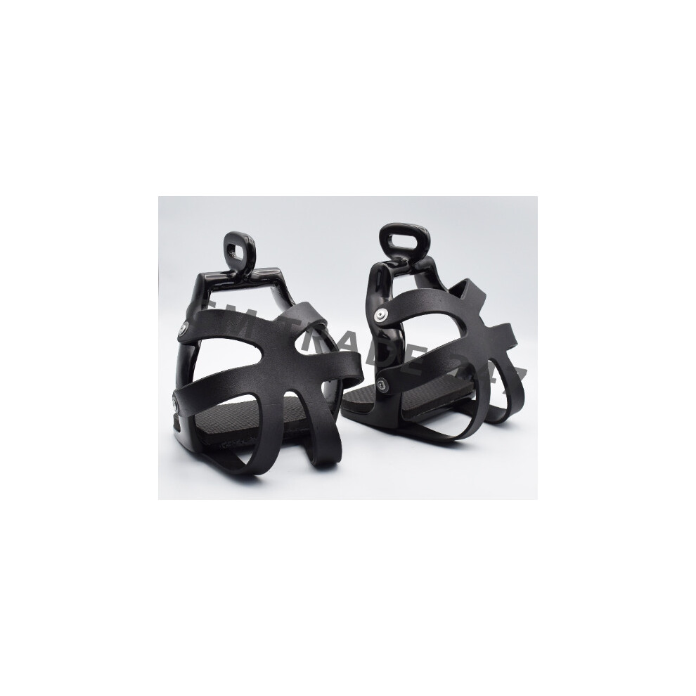 Photos - Equestrianism Horse Endurance Caged Safety Stirrups - 90 degree - Black Stirrups