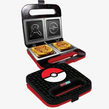 Pokémon Grilled Cheese Pikachu and Poke Ball Silhouette Mains Power Toastie Maker