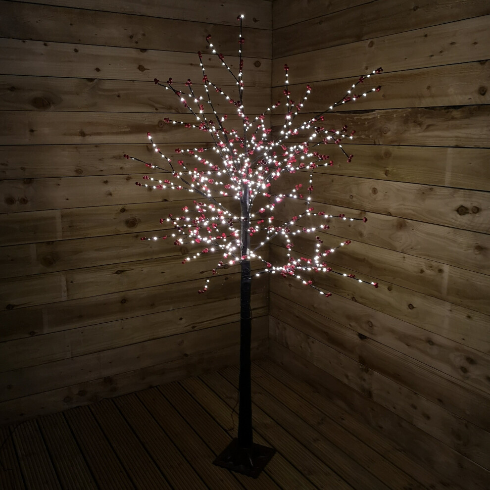 Snow Time 180Cm 6Ft Christmas Lit Black Twig Tree Red Berry 600 Warm White Led White,Black,Red