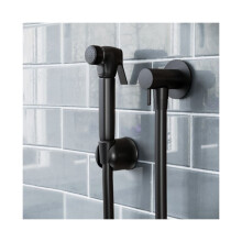 Shataff VB102B Matte Black Brass Hand Shower Bidet Spray with Thermostatic Control 20-50C, 1/2 in BSP