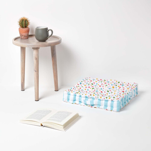 Homescapes (40 x 40 cm) Cotton Multi Coloured Stars Floor Cushion 1