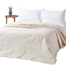 (Cream, 180 x 260 cm) Cotton Rich Floral Metelassé Pattern Bedspread