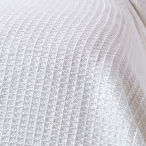Homescapes Organic Cotton Waffle Blanket/ Throw White, 228 x 228 cm 2