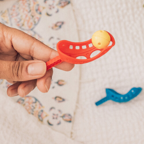 World's Smallest Scoop & Catch 1