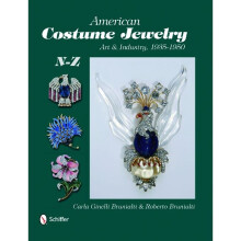 AMERICAN COSTUME JEWELRY Art and Industry, 19351950, NZ 2 Art Industry, 19351950, NZ