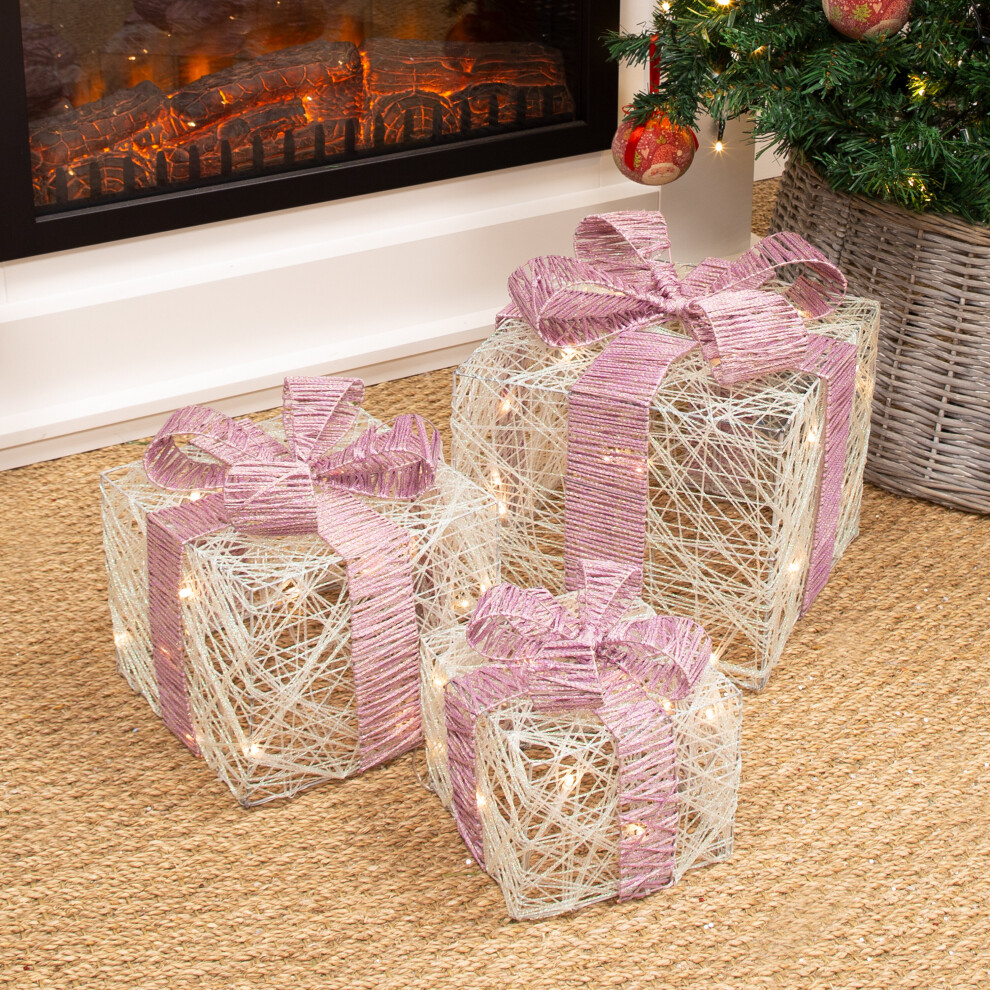 The Christmas Workshop 70839 Set of 3 Light-Up Christmas Boxes | Pink Bow