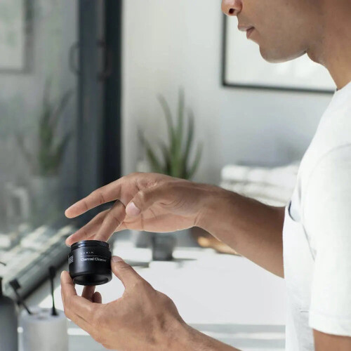 Lumin Charcoal Cleanser 1