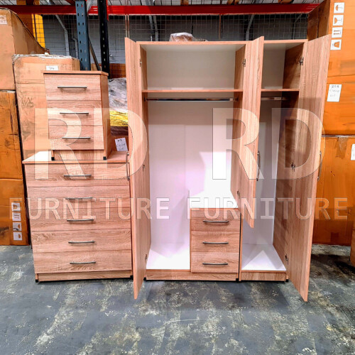 RD Furniture Ready assembled Classic 3 Door 3 Drawer Combi Mirrored Wardrobe Oak 2