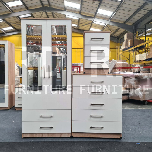 RD Furniture Ready assembled Classic 2 Door 2 Drawer Mirrored Wardrobe Oak And White 1