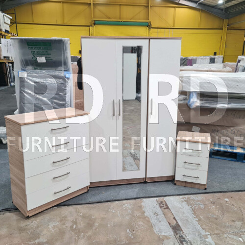 RD Furniture Ready assembled Classic 3 Door Mirrored Wardrobe Oak And White 1