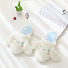 (Cinnamoroll) Kuromi My Melody Warm Indoor Slippers Shoes Unisex Soft Floor Furry Shoes