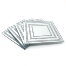 LP44445: Set of 4 Silver Square Mirror Glass Coasters, 10x10 cm, Heat-Resistant with Protective Feet