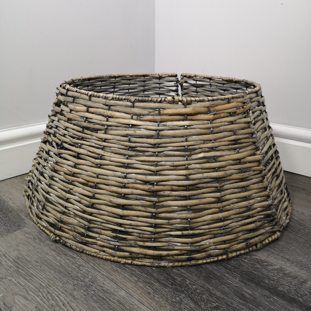 Samuel Alexander 40/58Cm Kd Willow Christmas Tree Skirt Wicker Rattan- Medium Natural