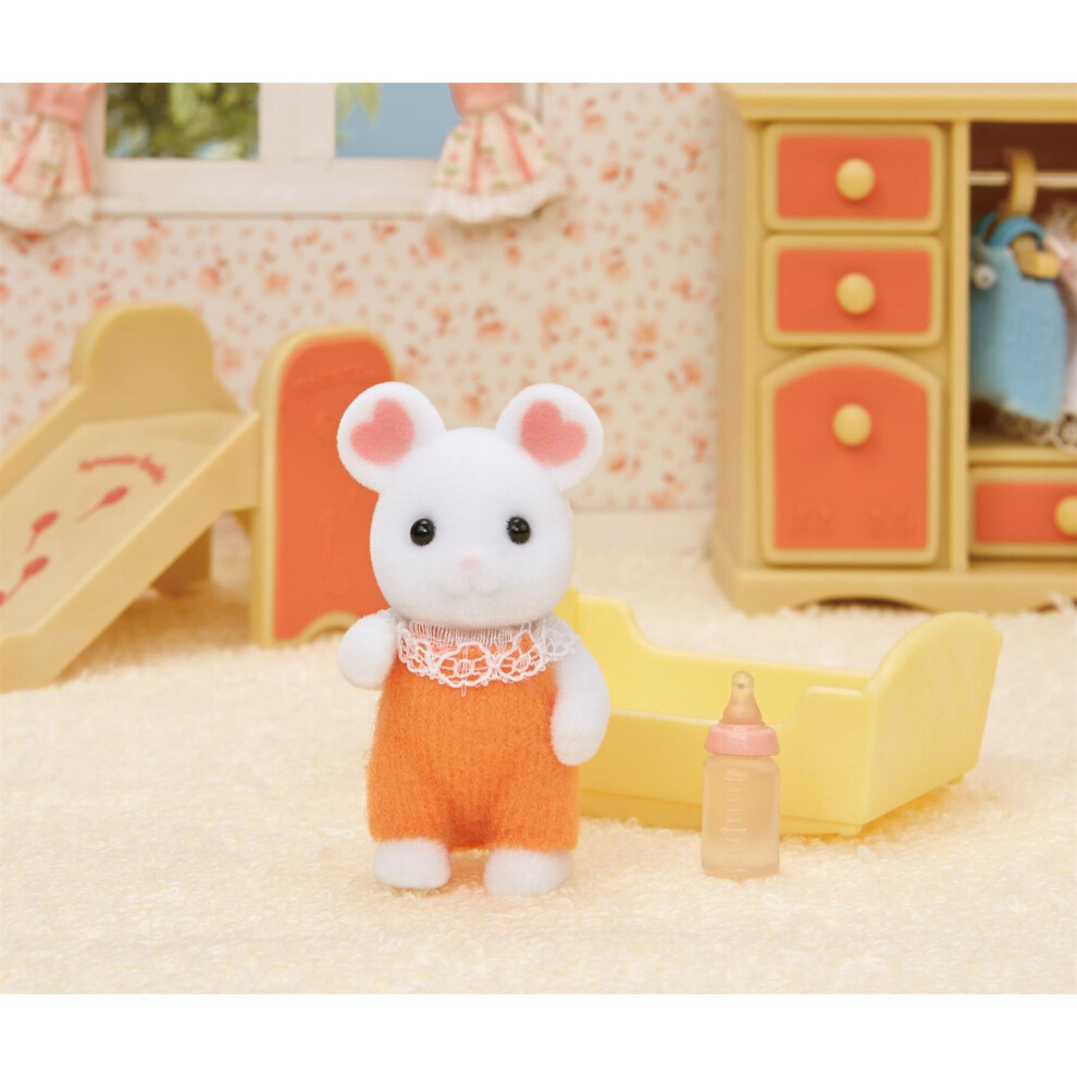Sylvanian Families Marshmallow Mouse Baby 5408 - Board Game