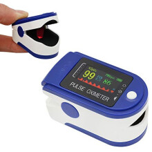 Pulse Oximeter Fingertip Blood Oxygen Saturation Monitor for Pulse Rate and SpO2 Level Portable Pulse Oximeter with Large LED Display and Lanyard