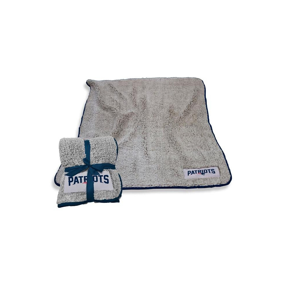 Photos - Other for Recreation Logo Chair 619-25F-1 NFL New England Patriots Frosty Fleece Blanket