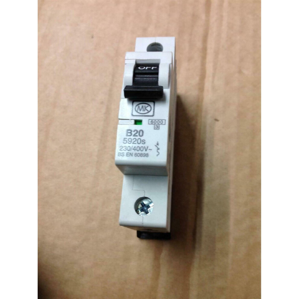 Mk Miniature Circuit Breaker (Mcb) 16A Single Pole Type B - 230V B16 5017490195692
