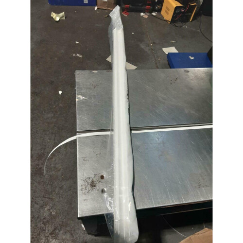 IT Kitchens Gloss White Slab Post, (W)23mm (H)900mm x 2 1