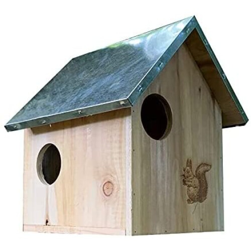 Wooden Garden Squirrel Nest Box House & Metal Roof