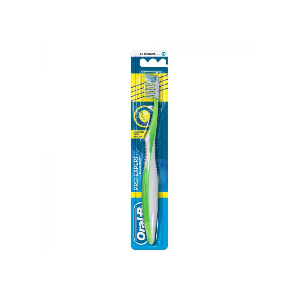 Oral B Pro-Expert Antibacterial Toothbrushbristles gum care dental hygiene 40M