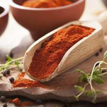 MDH Deggi Mirch | Traditional Chilli Spice Blend | Add Bright Colour | Mild – Medium Heat | Health Benefits | Perfect for Curries | 100g Pack