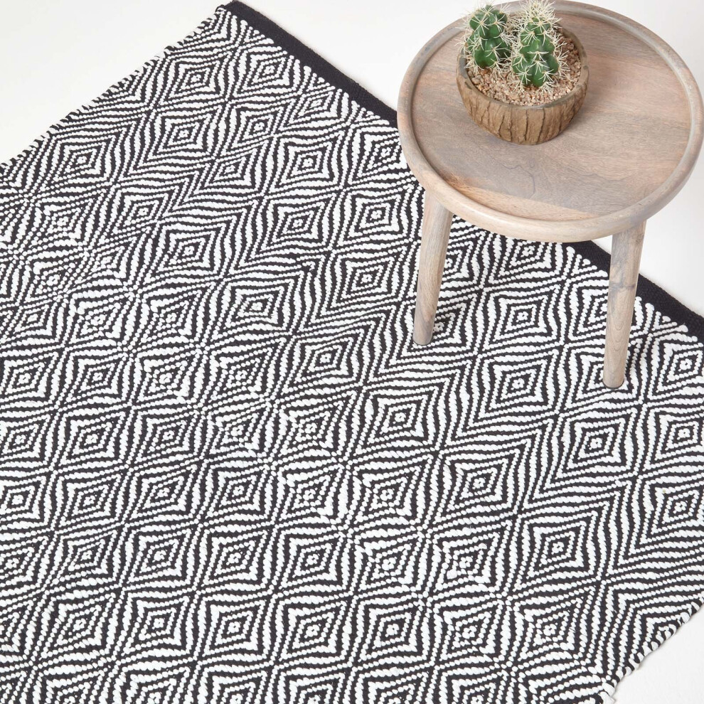 Trance Black and White Diamond Pattern Recycled Fibre Rug