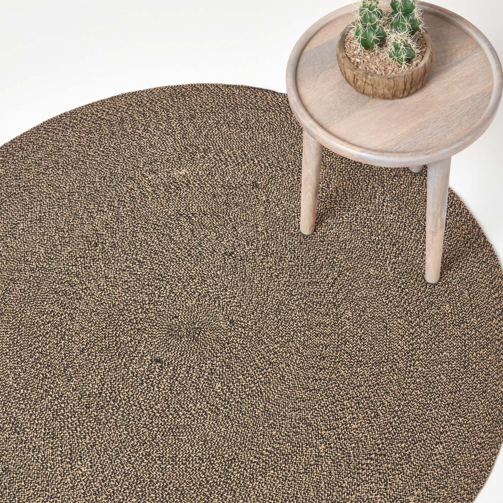 Homescapes (120 Cm Round, Linen) Handmade Woven Braided Rug
