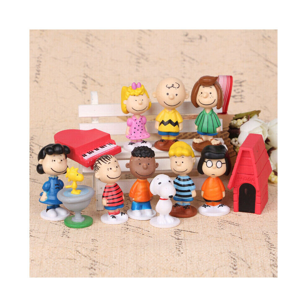 Peanuts Charlie Snoopy Lucy Franklin Figure Play Set Toy 12Pcs Brown