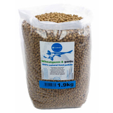 (1.9kg) Wheatgerm & garlic floating winter koi feed pellets