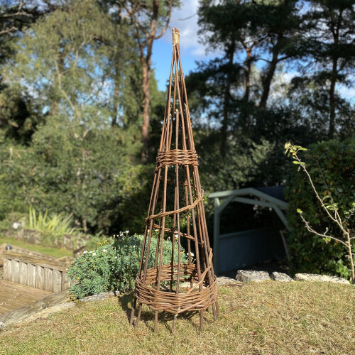 Selections Spiral Willow Garden Obelisk (1.15m) 2