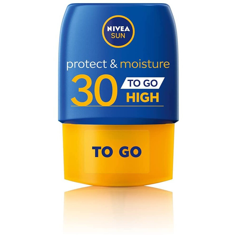 NIVEA SUN Pocket Size Sun Lotion SPF 30 (50ml), Travel Size Suncream with SPF30, Moisturising Sunscreen for Immediate Protection from Sun Exposure