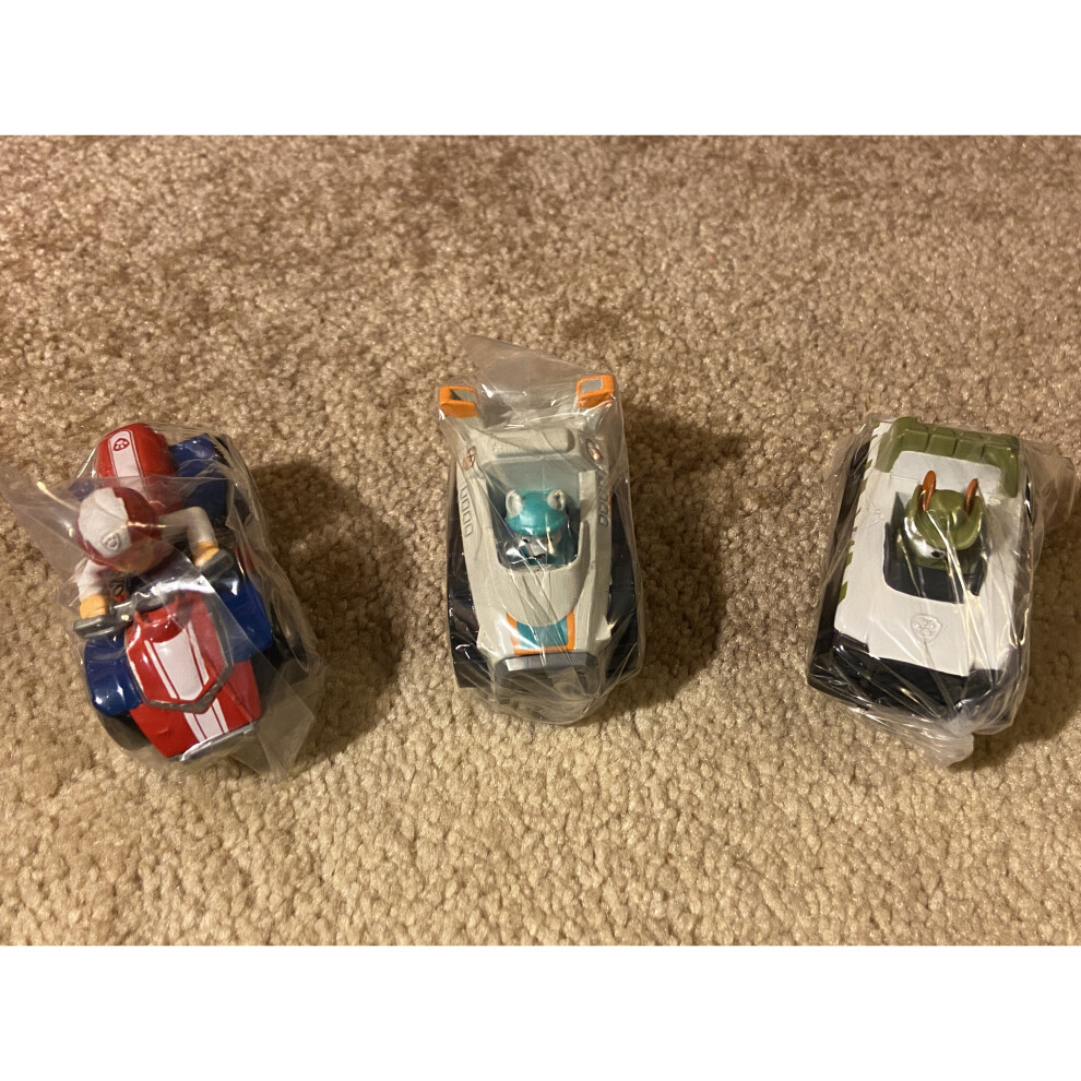 Paw Patrol (All Characters) True Metal Diecast Everest, Tracker & Ryder Set
