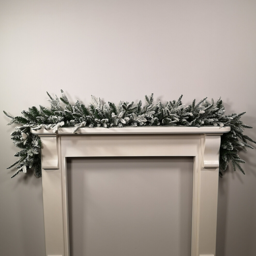 Premier 6Ft (1.8M) Lapland Flocked Garland With Pe And Pvc Tips Green