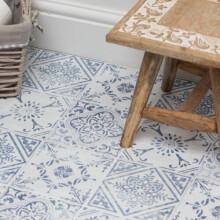 VINTAGE peel and stick vinyl floor tiles (30.48cm x 30.48cm) pack qty 11 tiles (1sqm)