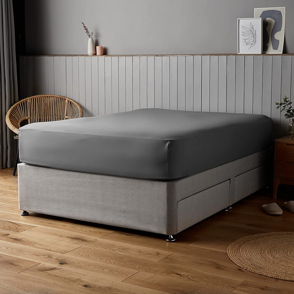 Silentnight Supersoft Collection Charcoal Single Fitted Sheet. Super Soft and Easy Care No-Iron Luxury Linen Bottom Bedsheet - Elastic Hem to Snugly