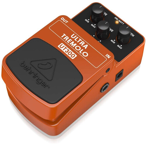 Behringer UT300 Effects Pedal 2