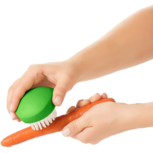 OXO Good Grips Vegetable Brush 2