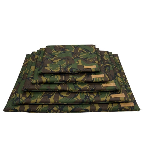 HugglePets (Green, Small) HugglePets Waterproof Dog Mat Cushion