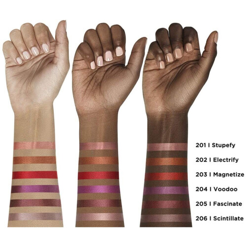 L’Oréal Paris L'Oreal Paris Rouge Signature Metallic Liquid Lipstick 202 Electrify 2