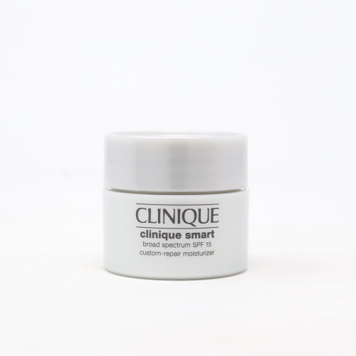 Clinique Clinique Clinique Smart Spf 15 Custom-Repair Moisturizer  0.5oz/15ml New